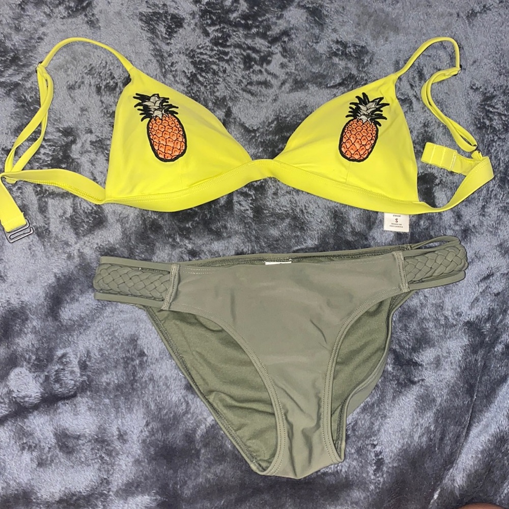 Pineapple Bikini - image 1